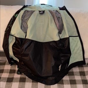 girls nike windbreaker